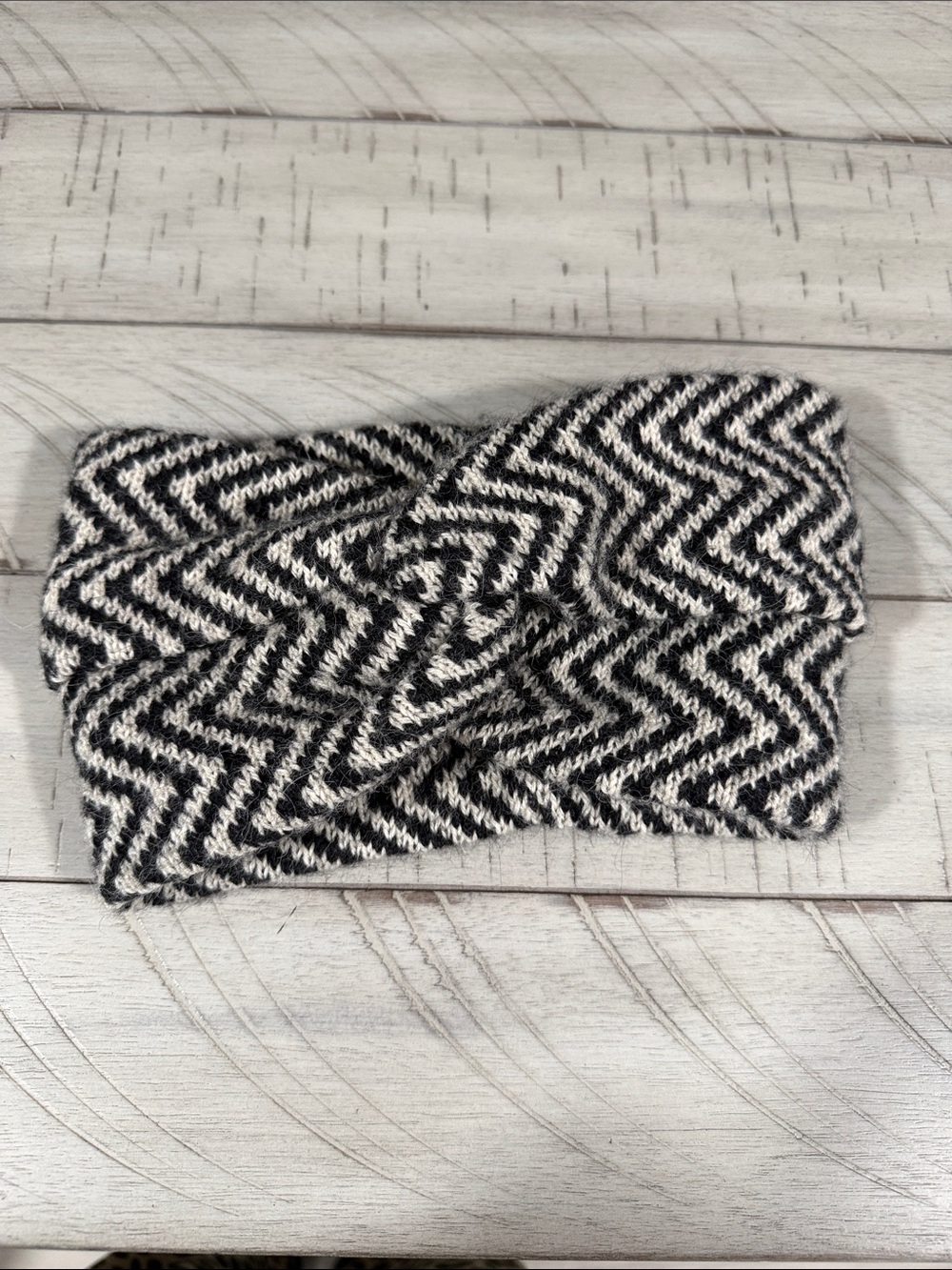 Chevron Knit Twist Headband- 100% Alpaca